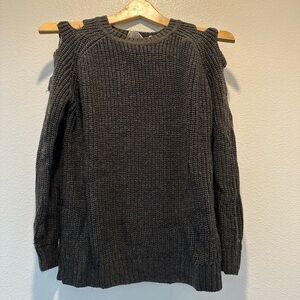 REV - Women's Sweater - XS